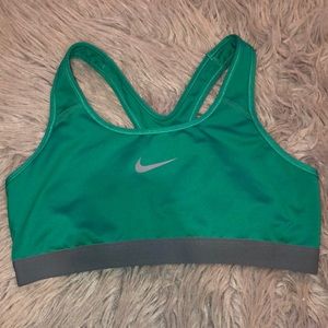 Nike Pro Sports Bra
